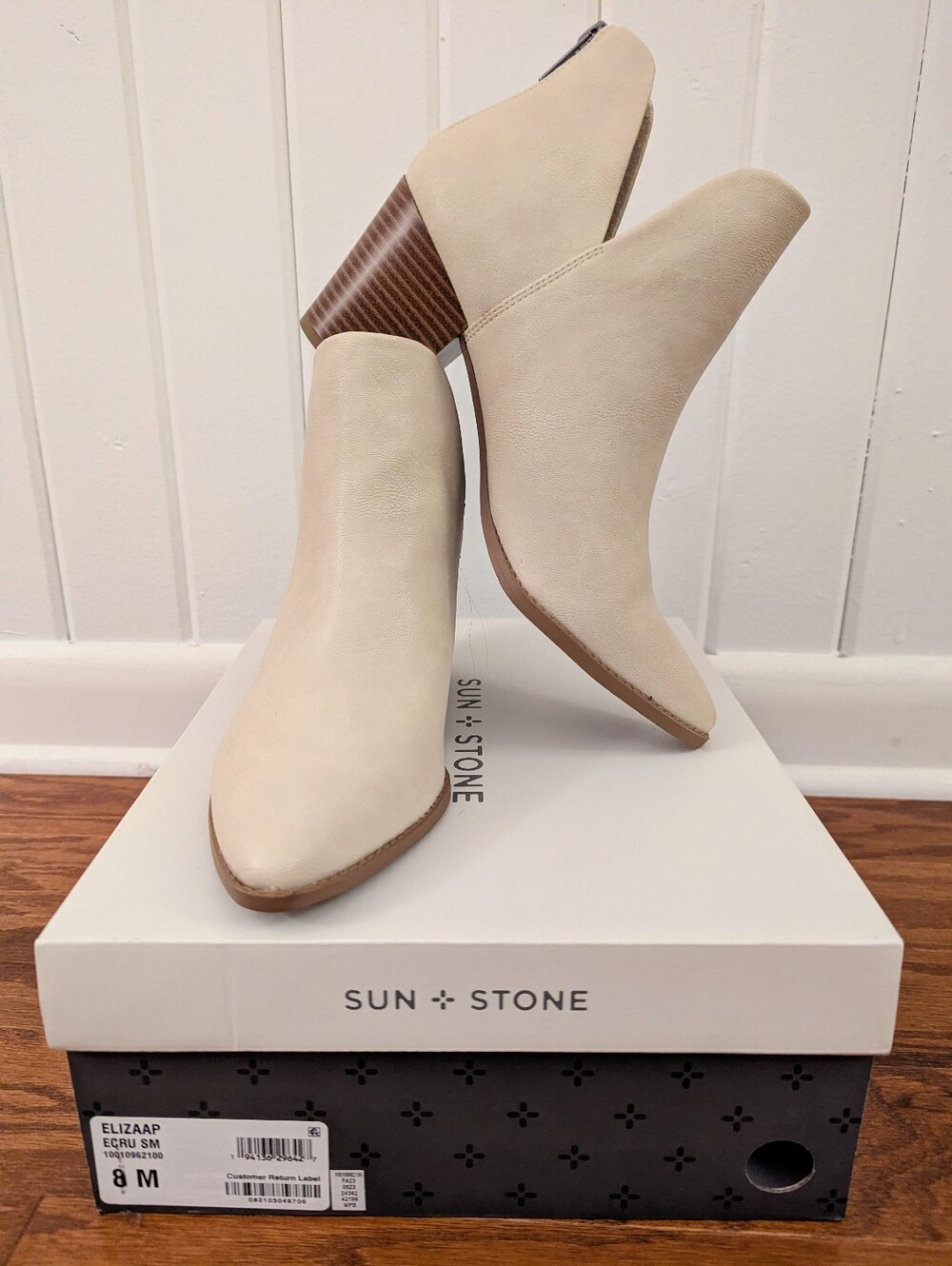 BRAND NEW! Sun + Stone Ecru Leather Mules with Stacked Brown Heel, Sz 8